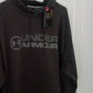 Under Armour sweatshirt